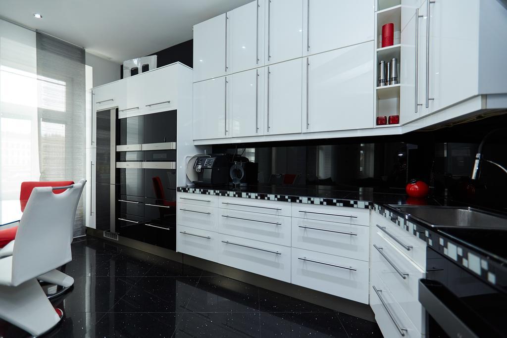 Bilici Gmbh * Wien